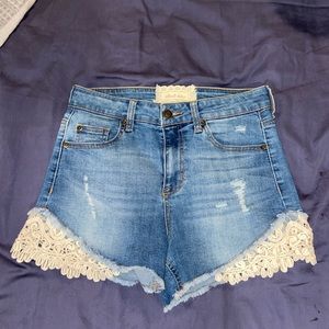 Altard State Blue Jean Shorts with Lace. Size 27.